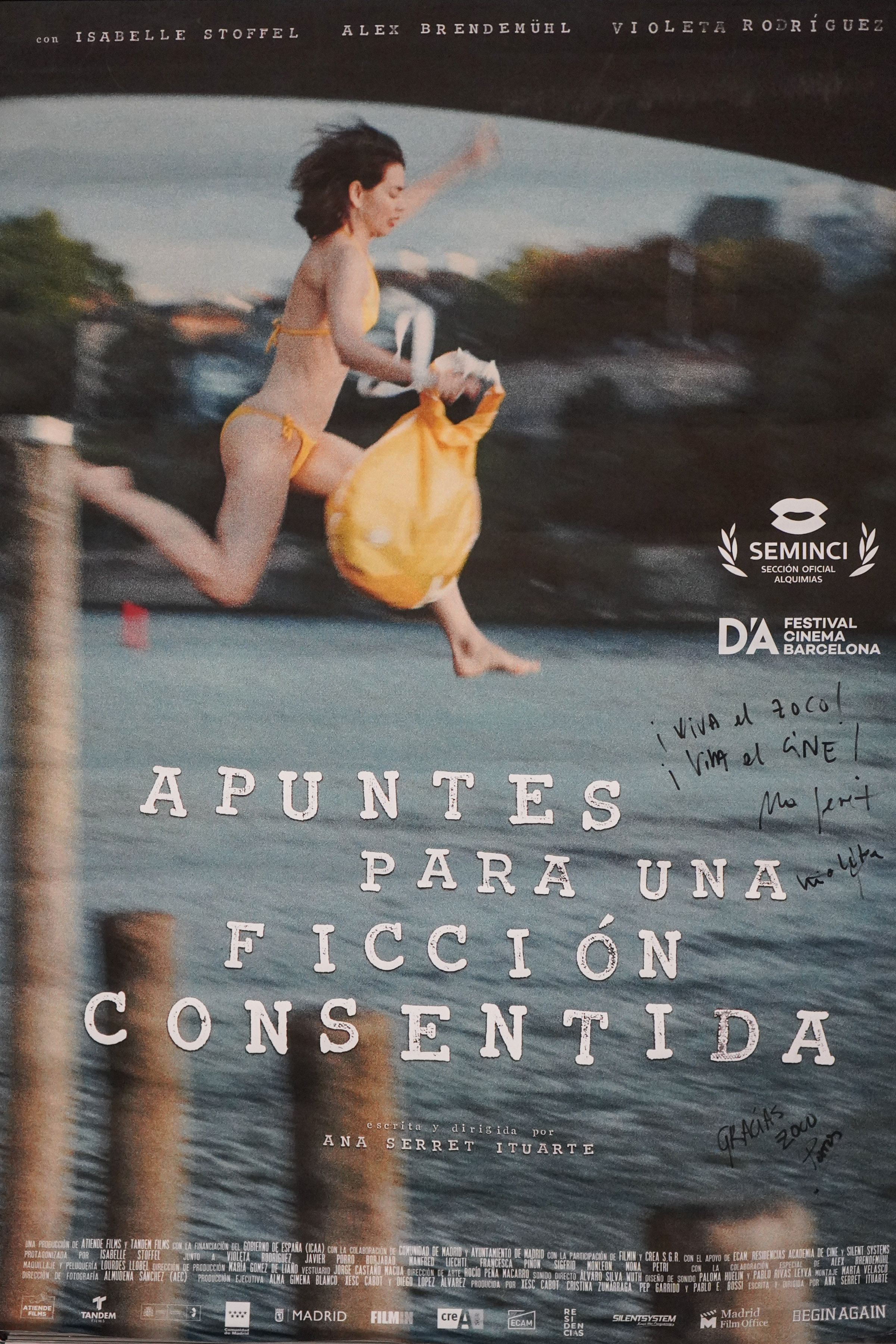 DIRECTORAS EN EL ZOCO. ANA SERRET (directora), VIOLETA RODRÍGUEZ y JAVIER PORRO (actores) presentan «Apuntes para una ficción consentida»